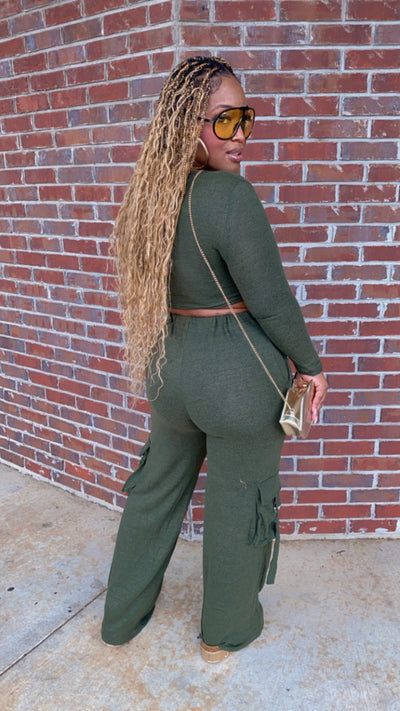 Crop & Cargo Set (Olive)